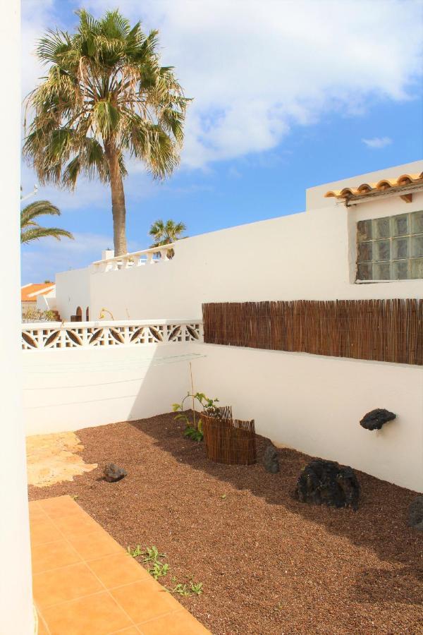 Villa Delhi By Privilege Bay La Oliva Exterior photo